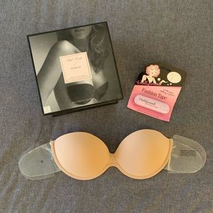 Victoria Secret strapless pushup bra